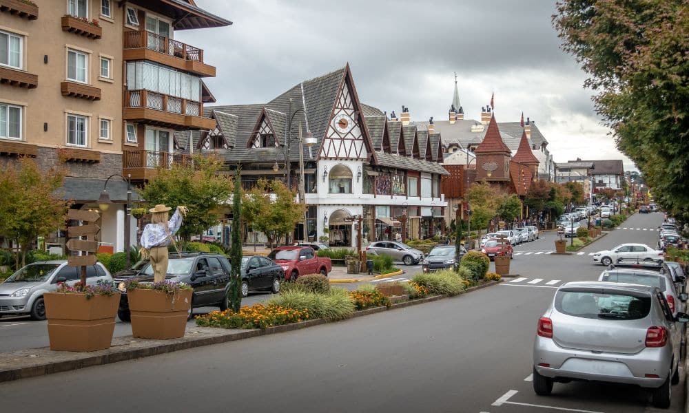 Explorando a cidade de Gramado por conta própria