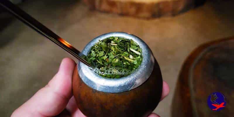 Chimarrão no parque gaúcho em gramado