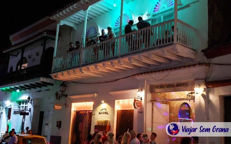 Media Luna Hostel