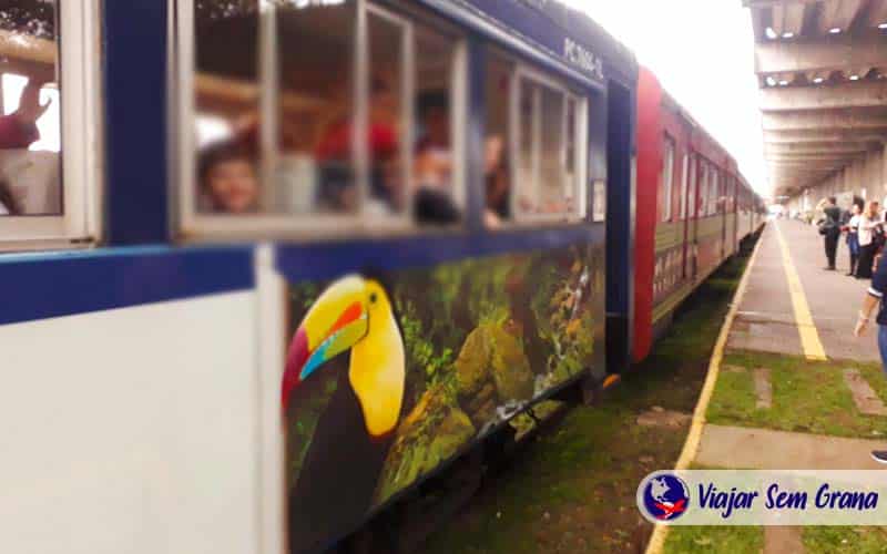 Trem em Curitiba