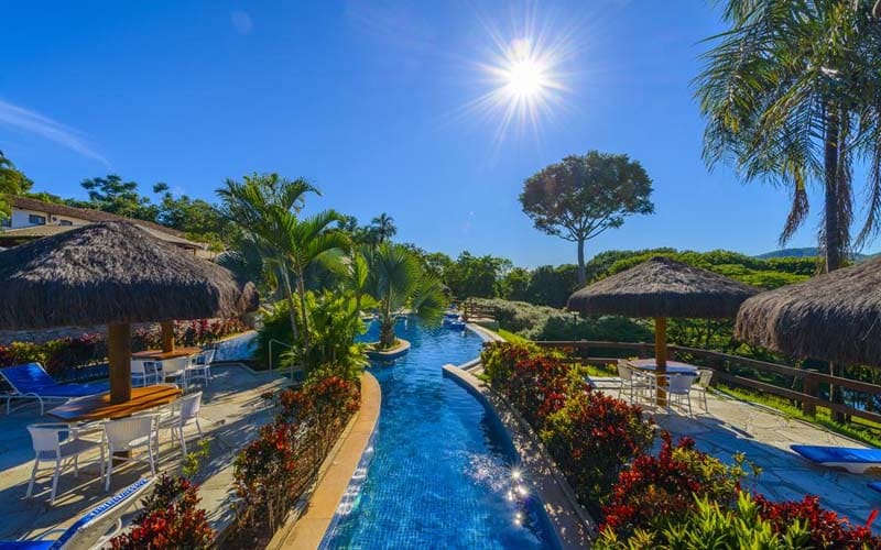 Piscina da pousada dos pireneus