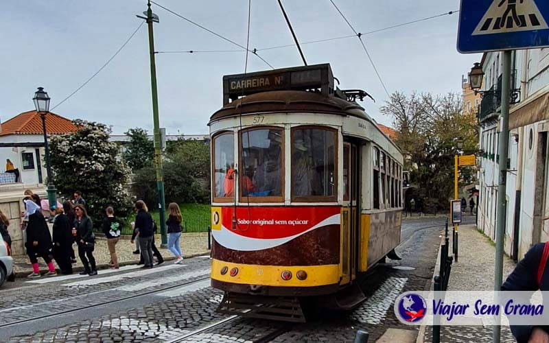 Passeio de Bondinho por Lisboa