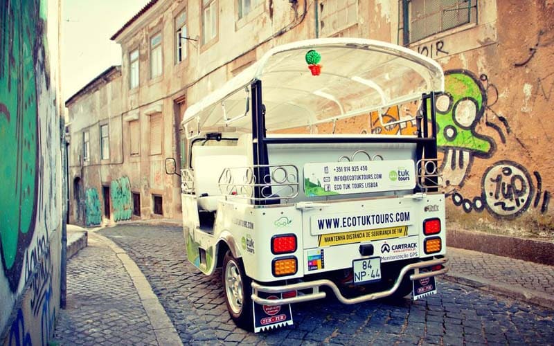 Tuk Tuk estacionado em Lisboa