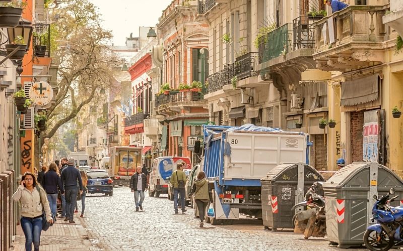 Rua de pedra em San Telmo