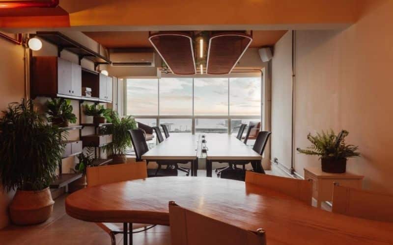 Mesa de CoWork do Socialtel