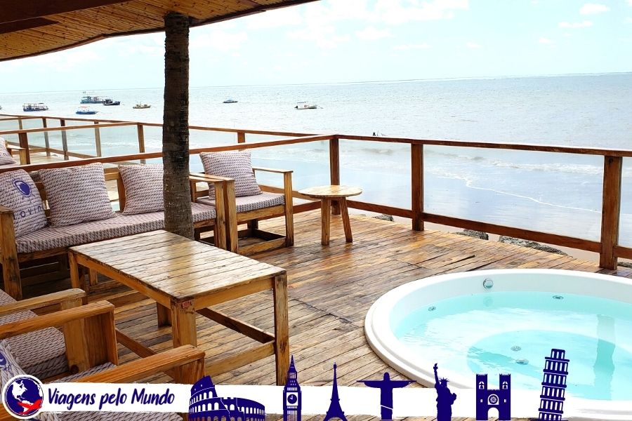 Beach Club Lovina na Praia do Seixas