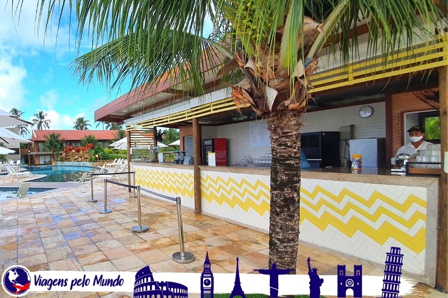 Bar da piscina do resort