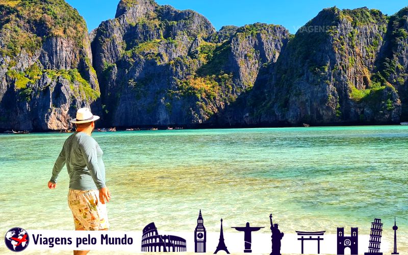 Maya Bay pela Tailandiando