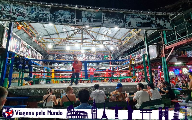 Luta de Muay Thai em Phi Phi
