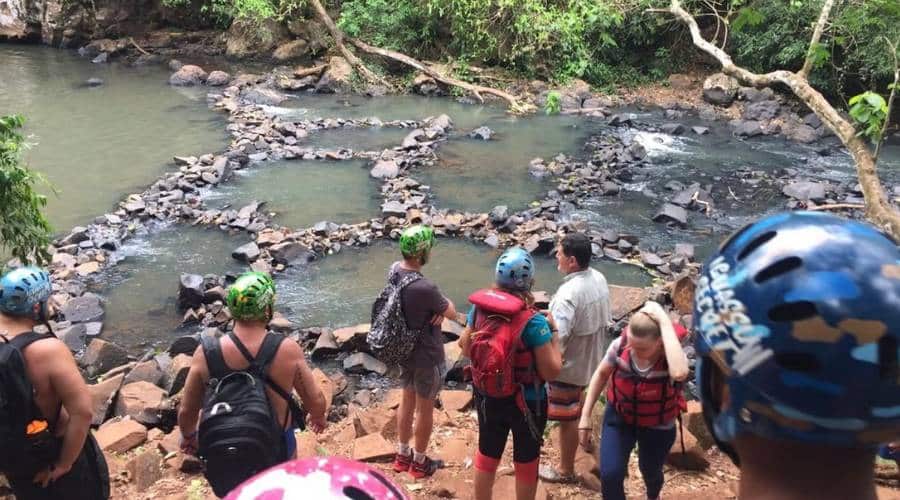 Trilha pelas cascatas secretas do Iguaçu