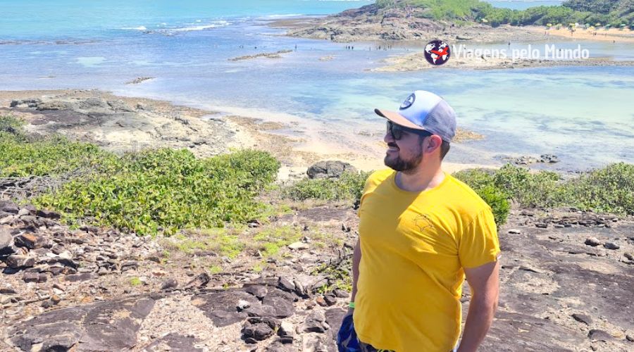Trilha para conhecer outras praias da Ilha