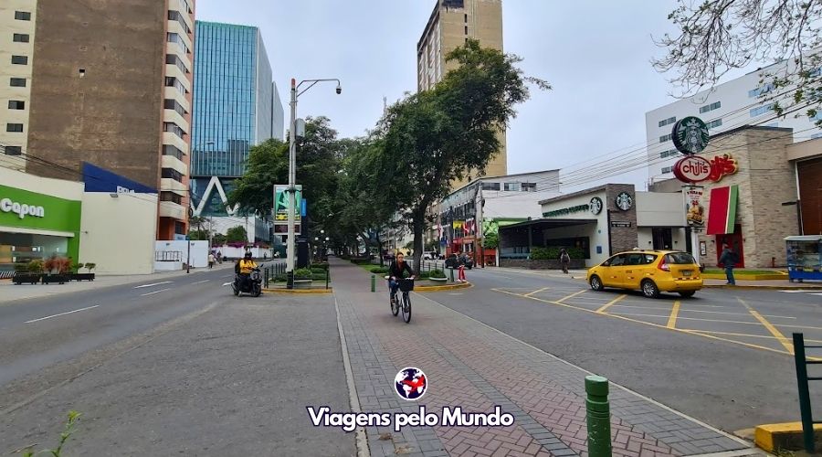 Centro de San Isidro em Lima.