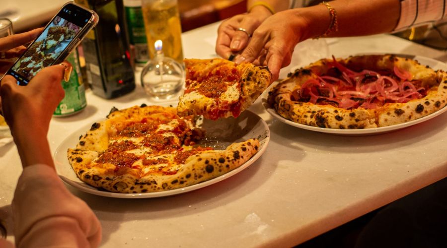 Pizzaria La Braciera em SP.