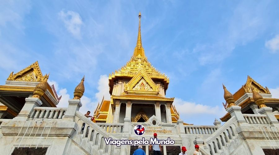 Entrada do Wat Traimit em Bankgkok, Templo do Buda de Ouro.